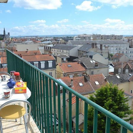 Appartement Appart refait à neuf proche Gare et Centre ville à Reims Extérieur photo